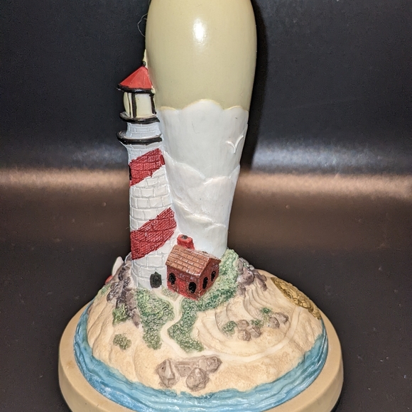 Lighthouse statue - Picture 4 of 5